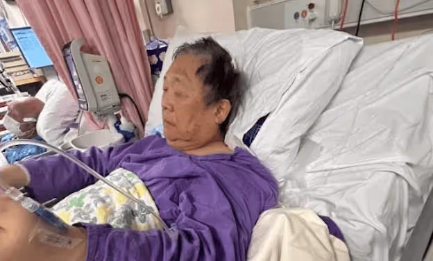 78歲TVB老戲骨兩次跌倒入院,心臟出現問題,雙腿發黑健康令人擔憂
