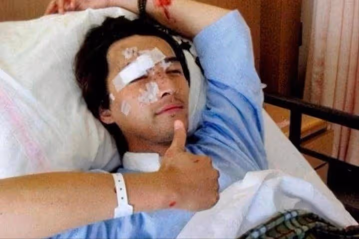 她是胡歌永遠的痛,為救胡歌車禍離世,今30所學校以她的名字命名