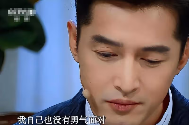 她是胡歌永遠的痛,為救胡歌車禍離世,今30所學校以她的名字命名