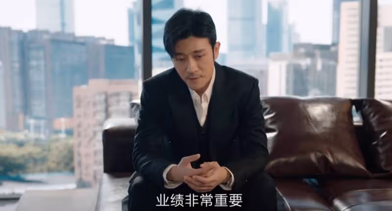 《薔薇風暴》:看懂周杭聯合於時,才明白謝琳慧的報復有多狠