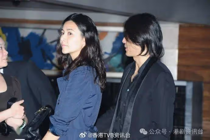 鄭伊健甜蜜曝光蒙嘉慧馭夫術 罕發表愛妻宣言公開相處點滴