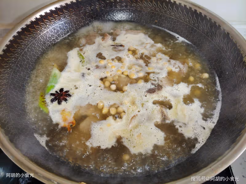天冷就適合吃這菜,熱乎乎地吃個光碟!肉嫩菜香、解饞又暖和,最後湯汁拌飯香絕了