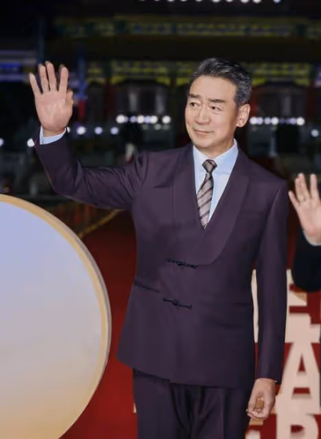 70歲寇振海不再隱瞞!大兒十項全能,二兒帥氣班草,小女富態像媽
