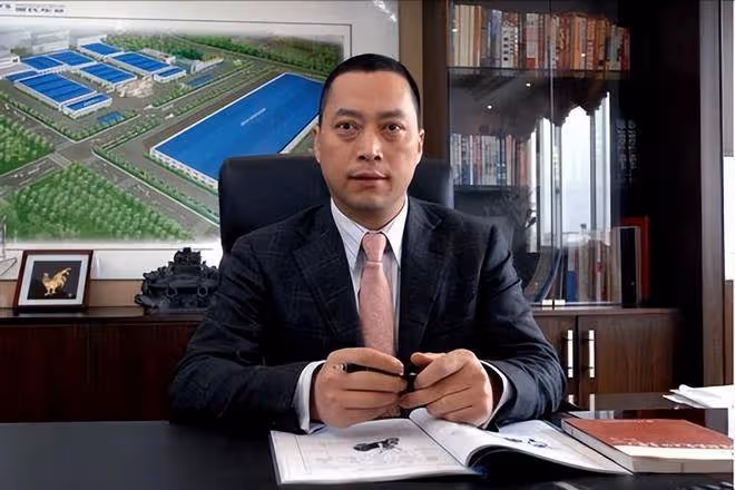 48歲撒貝寧再次被保送,央視連續發文祝賀,直播間露面滿臉幸福