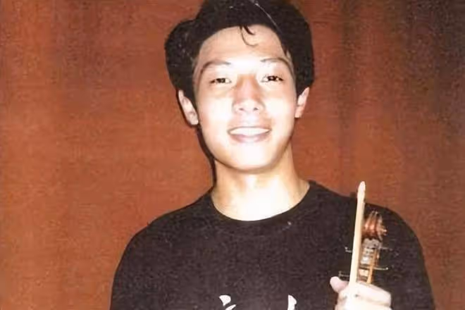 48歲撒貝寧再次被保送，央視連續發文祝賀，直播間露面滿臉幸福