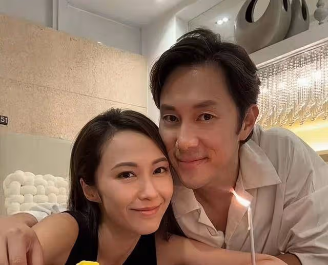 香港知名女星上圍突然變豐滿,遭質疑墊了胸墊,身材消瘦胸骨嚇人