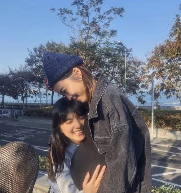 感情深厚!TVB實力女星為圈中姐妹慶生,挺9個月孕肚胖了30磅