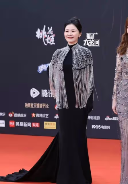 超驚人！金靖產後亮相狀態全網夸！張凌赫首次回應把出喜脈笑死全場