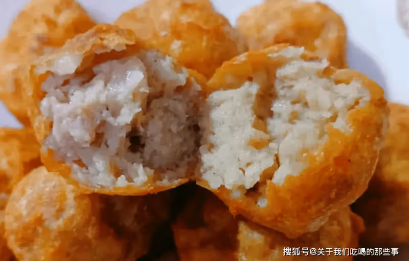 炸丸子,記住不要放麵粉和澱粉,教你正確做法,丸子出鍋外酥里嫩