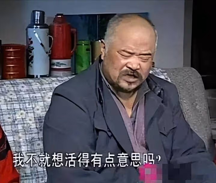 每天喝酒吃肉抽菸一個都不落的李琦,早已走上了一條「不歸路」