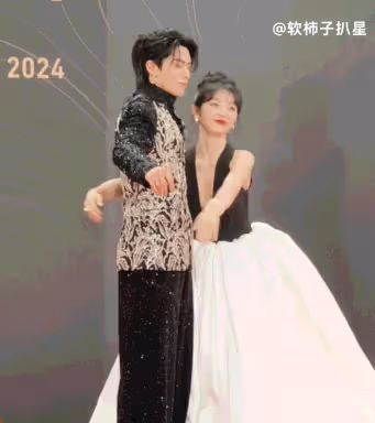 《星光大賞》紅毯秒變民政局！最多人嗑這一對