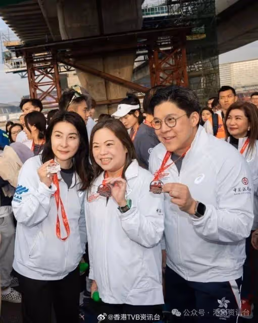 陳山聰叫發哥做「周老師」 催胡定欣結婚:快啲請飲