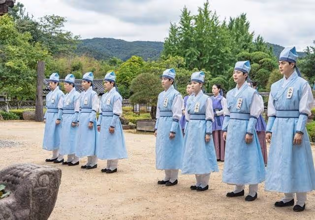 《入住漢陽》成黑馬韓劇?世子到客棧打工?金智恩女扮男裝毫不違和