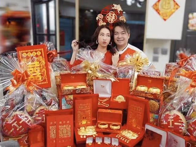 又走一個！TVB女星發文宣布正式離巢，結婚不到半年和老公鬧婚變