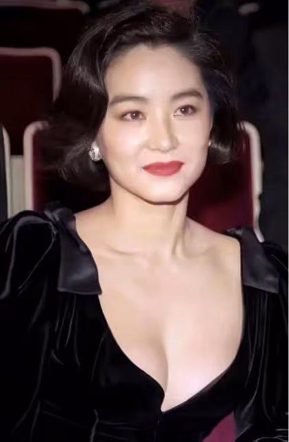 曾深愛!秦漢兒子自爆父親與林青霞情史,兩人曾地下室約會超甜蜜