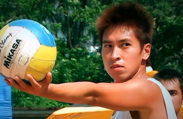 TVB前知名男星46歲生日,和同性愛人相愛10多年,戀情獲家人認可