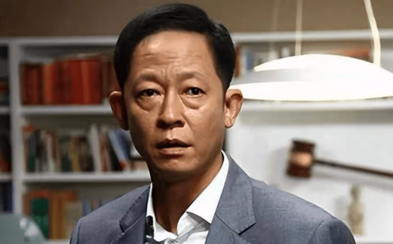 原來她是王志文母親!守寡42年靠撿垃圾養子,現在兒子是知名影帝