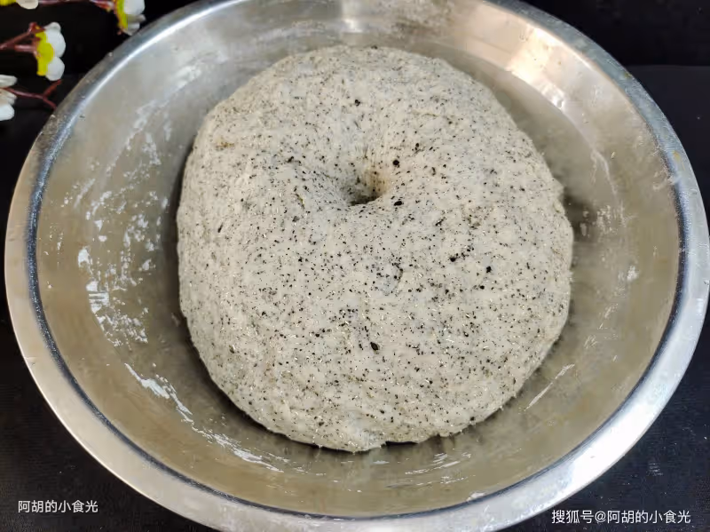 天冷就適合蒸這一鍋,扛餓又養人!食材多樣、一口鬆軟香甜好營養,越嚼越有好滋味