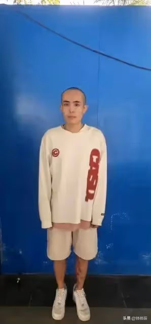 王星被營救後首露臉！正按照規定接受詢問，5天不見整個人老很多
