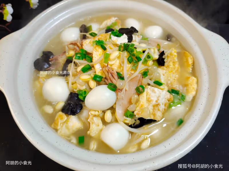 冬天最喜歡這一鍋出,比大魚大肉搶手!便宜實惠、有湯有菜又鮮潤,一鍋下肚暖和一整天
