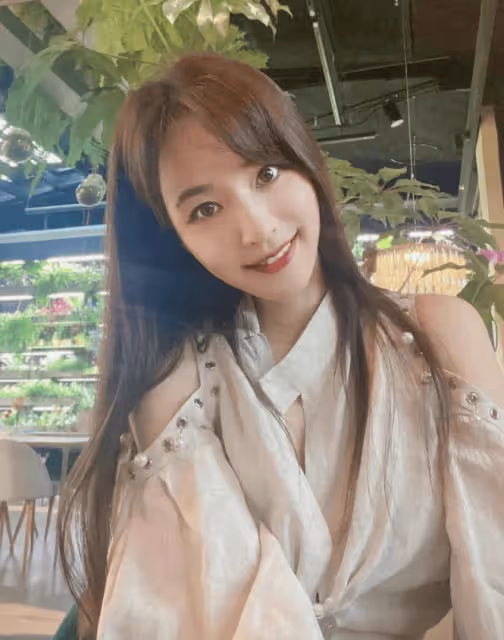 不顧父母反對,嫁大21歲的馬景濤,離婚7年後,吳佳尼活出了自己