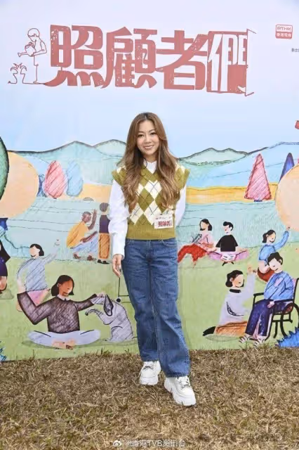何雁詩見兒子Asher識爬感動到哭！全家人學手語幫助溝通 堅持工作平衡心靈怕易有憂慮