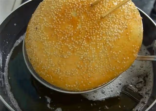 想吃黃金大餅不用花錢買,外酥里嫩,做法詳細講解,比麵包還要香