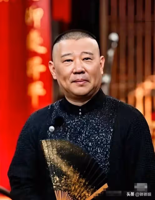 辛雨錫開撕秦霄賢！直播間曝出炸裂內容，師父郭德綱也被牽連其中