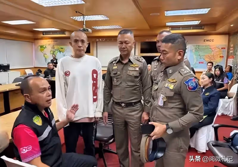 騙王星去泰國的經紀人被深扒，妻兒被安頓在老家，坑一人賺6萬