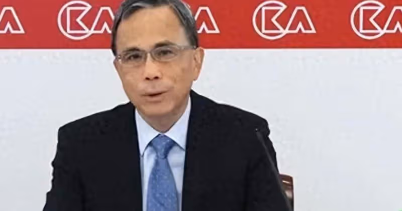 李嘉誠大兒子近況曝光，滿頭白髮氣血不足，曾坦言羨慕弟弟李澤楷