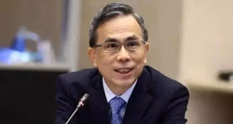 李嘉誠大兒子近況曝光，滿頭白髮氣血不足，曾坦言羨慕弟弟李澤楷