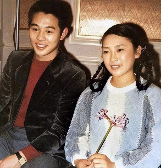離婚25年,李連杰與前妻黃秋燕在北京重逢,發生了怎樣的故事