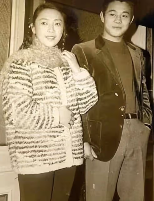 離婚25年,李連杰與前妻黃秋燕在北京重逢,發生了怎樣的故事