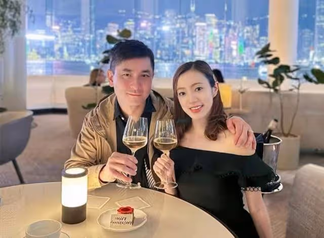 恩愛!前TVB小花與大10歲老公慶生,結婚14年二人有共識不生子