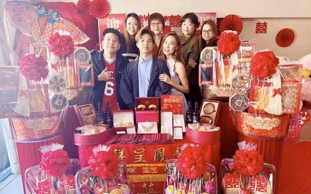 恭喜！「東張女神」即將結婚，過大禮場面震撼，在訪問中多次流淚