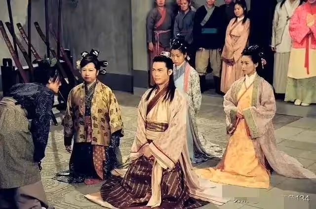 網曝TVB演員人工價目表?鄧兆尊、吳家樂稱太假!劉丹最高無疑議