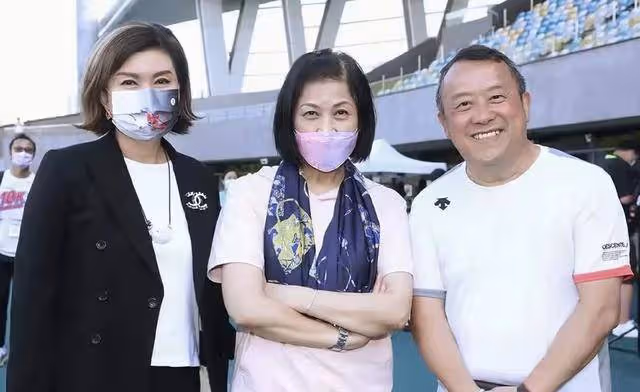 網曝TVB演員人工價目表?鄧兆尊、吳家樂稱太假!劉丹最高無疑議