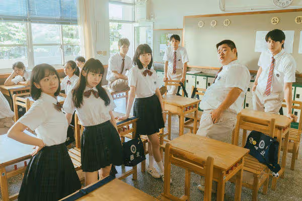施柏宇《夏日最後的秘密》再扮高中生 程予希、林子閎陷三角關係