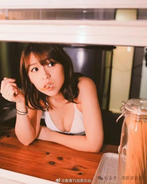 「TVB宅男女神」轉型做KOL賺到風生水起!嫁有錢老公身價曝漲