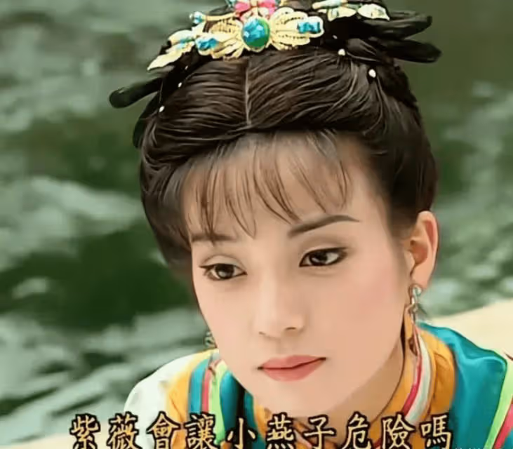 48歲趙薇近照曝光:面相刻薄像換了個人,當初嫁給黃曉明就好了
