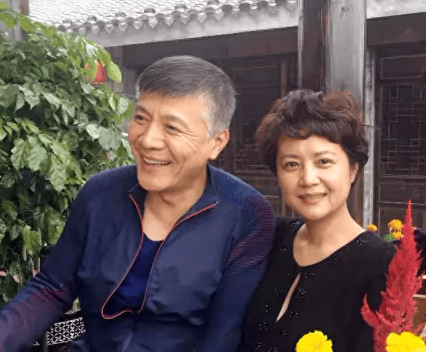 演員茹萍和劉之冰的煩惱:36歲女兒帶孩子離婚,一雙兒女的婚姻大事!