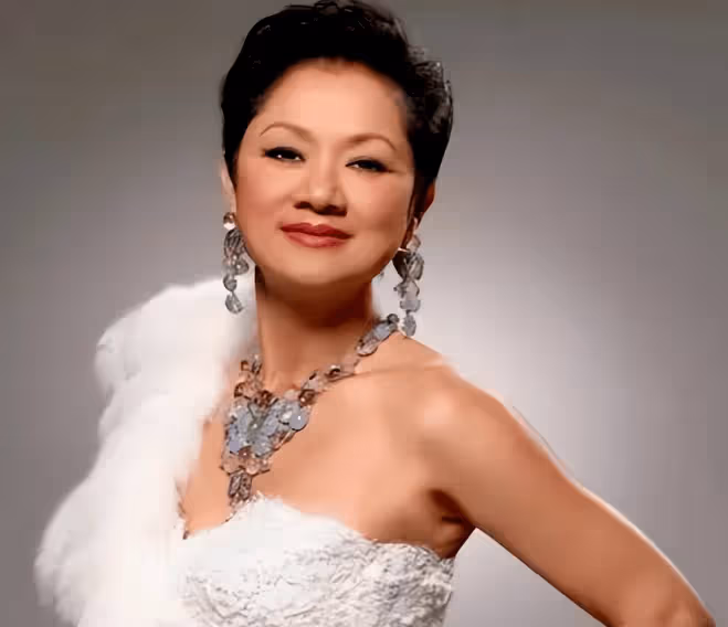 「一代歌后」葉麗儀:2段婚姻4次試管, 一家6口2患癌1癱瘓,名與利的背後難以想像!