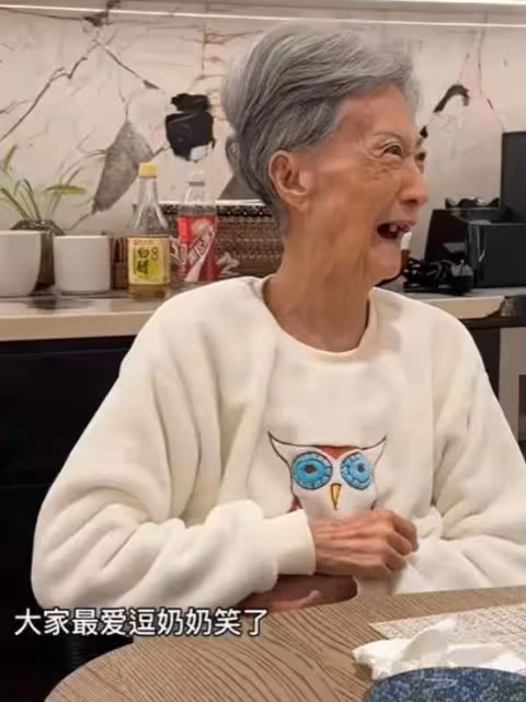 伊能靜22歲兒子首談父母離婚:分開是好事,爸爸庾澄慶教會我做人