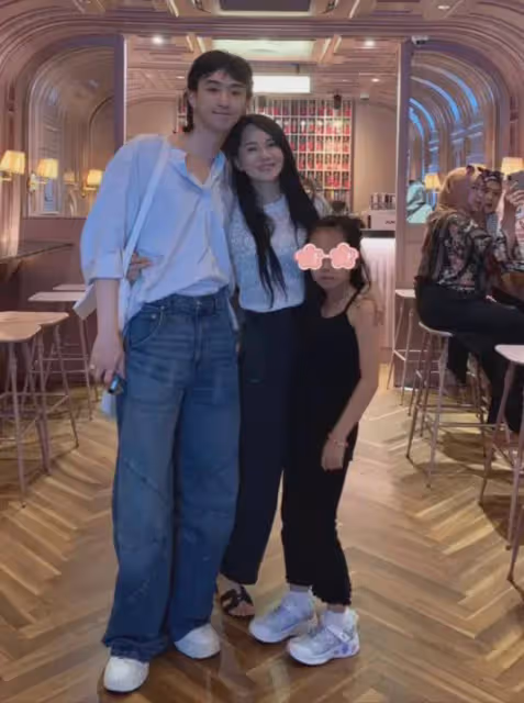 伊能靜22歲兒子首談父母離婚:分開是好事,爸爸庾澄慶教會我做人