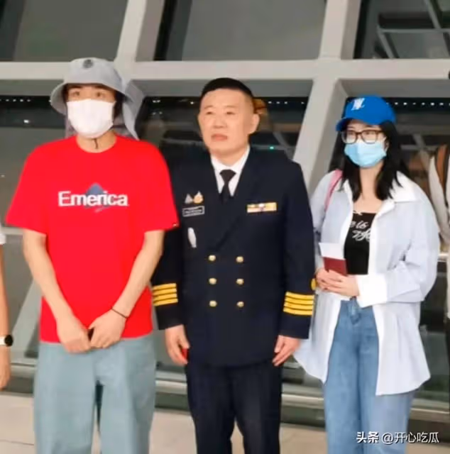 好消息!王星和女友嘉嘉現身泰國機場,被護送到上海,平安歸國!