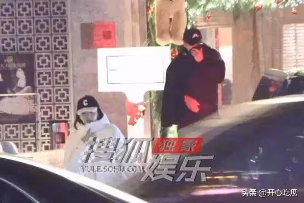 萬人迷陳好一家五口吃火鍋,兩個女兒非常漂亮,兒子胖乎乎很可愛