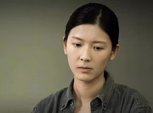 香港知名女星承認小產,身體已恢復健康,和老公有計劃再生第三胎