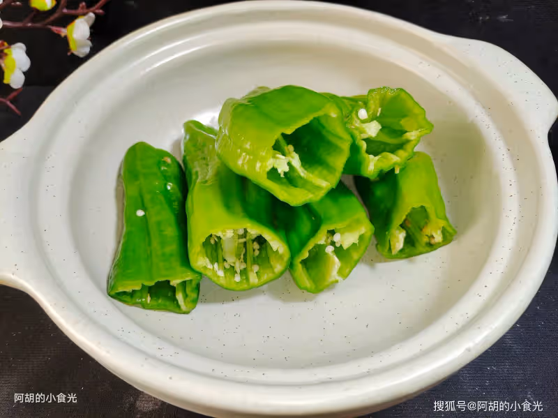 冬天太喜歡做這道菜,好做又下飯!一口有菜也有肉、滿口好味道,一個菜助你掃光一鍋飯