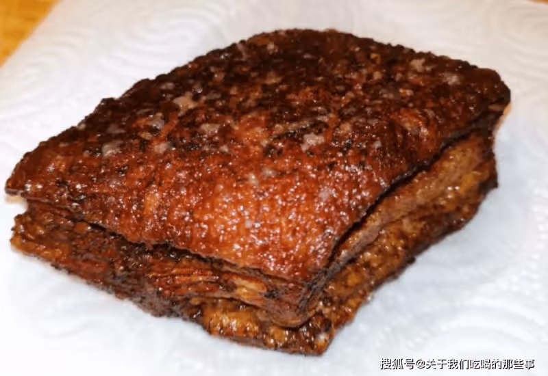年夜飯「做扣肉」,牢記4點竅門,片片起虎皮,酥爛不膩香氣濃郁