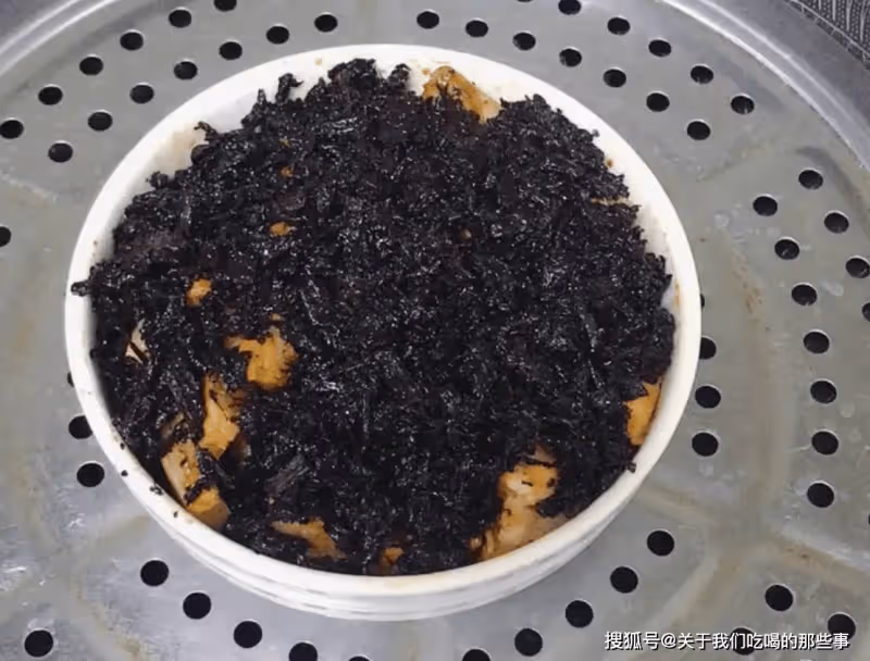 年夜飯「做扣肉」,牢記4點竅門,片片起虎皮,酥爛不膩香氣濃郁